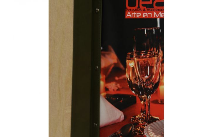 AWEM6570-Grand menu en bois bicolore A4 avec 3 vis intérieures